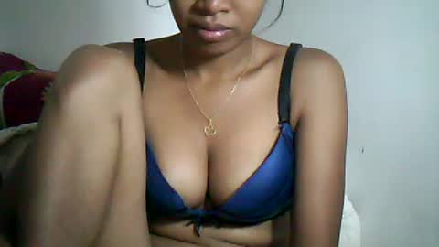sexylarra12 online show from December 2024 07:10:01 PM