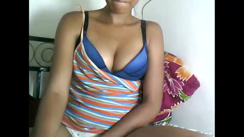 sexylarra12 online show from January 2025 02:50:02 AM