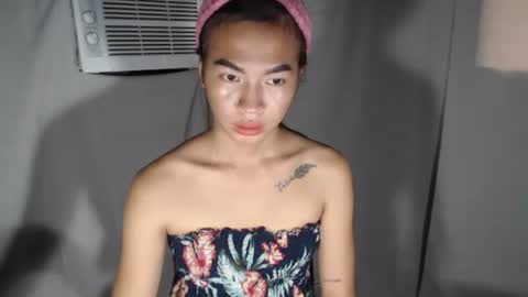 Snapshot of sexylaylia chatting on October 2025 04:59:01 AM Laylia3 online show from October 2025 04:59:01 AM