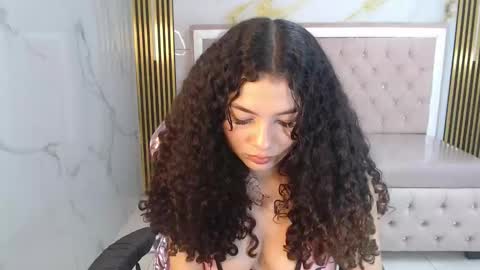 Snapshot of shalon_diaz_sub chatting on December 2024 04:14:01 PM Shalon online show from December 2024 04:14:01 PM