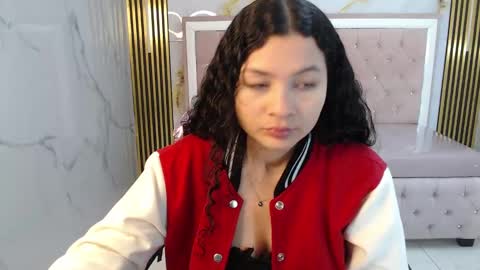 Snapshot of shalon_diaz_sub chatting on January 2025 01:06:02 PM Shalon online show from January 2025 01:06:02 PM