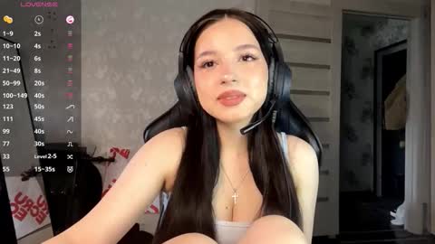 Snapshot of shanaecornish chatting on November 2025 06:34:01 AM Viola online show from November 2025 06:34:01 AM