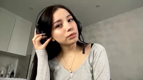 Snapshot of shanaecornish chatting on November 2025 07:22:02 AM Viola online show from November 2025 07:22:02 AM