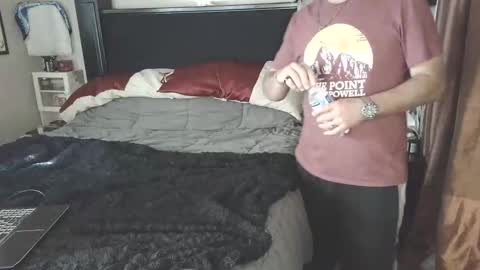 Snapshot of shane_and_shiloh chatting on October 2025 07:47:01 PM Shane Shiloh online show from October 2025 07:47:01 PM