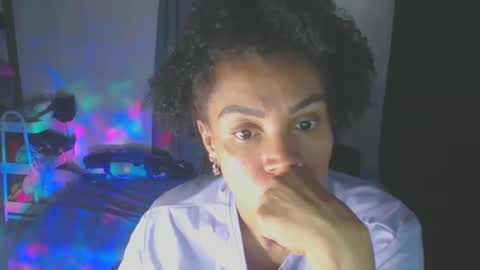 Shayna online show from February 2025 04:40:02 AM
