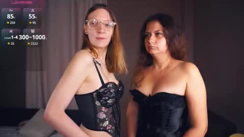 Gretta and Lucia online show from September 2025 06:46:02 AM