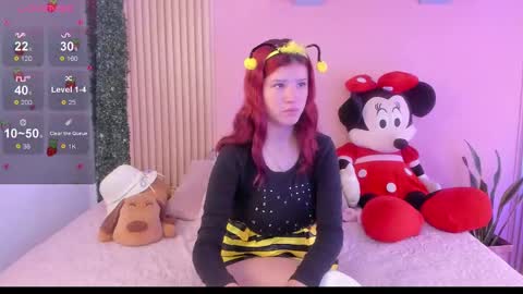 shopie_joy online show from September 2025 02:06:02 PM