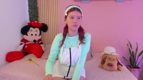 shopie_joy online show from September 2025 05:24:01 PM