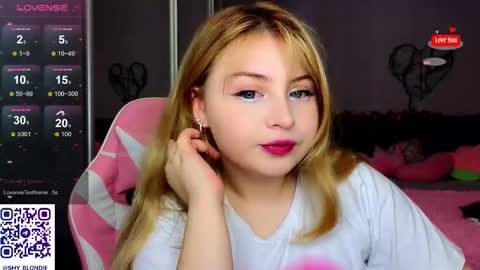 Molly online show from February 2025 11:59:02 PM