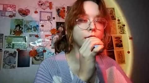 Milena online show from November 2025 02:05:01 PM