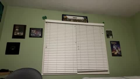 silentcock online show from January 2025 04:25:01 AM