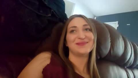 Snapshot of silentsarah chatting on December 2025 08:57:01 PM SilentSarah online show from December 2025 08:57:01 PM