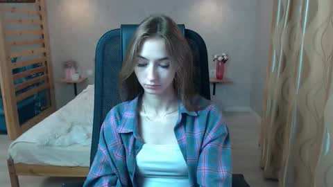 silkymiley online show from September 2025 01:28:02 AM