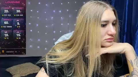 Snapshot of silvia_sugarr chatting on January 2025 04:05:01 AM Silvia online show from January 2025 04:05:01 AM