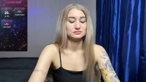 Snapshot of silvia_sugarr chatting on February 2025 02:57:01 PM Silvia online show from February 2025 02:57:01 PM