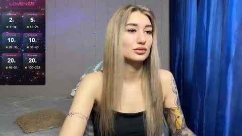 Snapshot of silvia_sugarr chatting on February 2025 08:17:01 AM Silvia online show from February 2025 08:17:01 AM