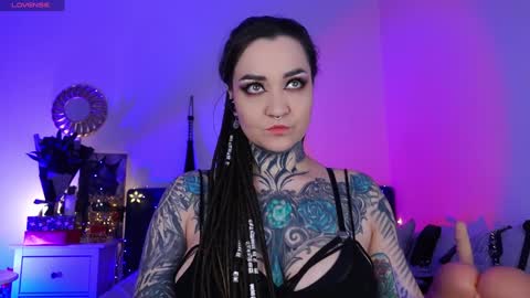 Snapshot of sindeleros chatting on December 2024 01:35:01 PM Ms. Sindel online show from December 2024 01:35:01 PM