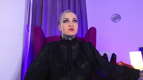 Snapshot of sindeleros chatting on September 2025 12:51:01 PM Ms. Sindel online show from September 2025 12:51:01 PM