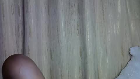 Snapshot of sismile chatting on December 2025 03:54:02 PM shannie online show from December 2025 03:54:02 PM