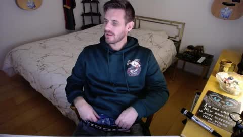 Snapshot of skatejocke chatting on November 2025 04:18:01 PM skatejocke online show from November 2025 04:18:01 PM