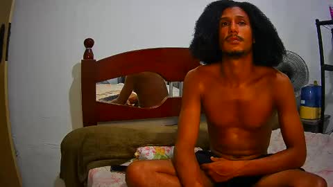 Skinny Latin Man online show from February 2025 01:31:02 AM