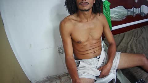 Snapshot of skinnylatinman chatting on September 2025 04:11:01 PM Skinny Latin Man online show from September 2025 04:11:01 PM