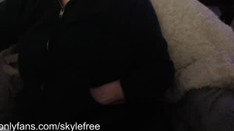 SKYLE   online show from January 2025 10:34:02 PM