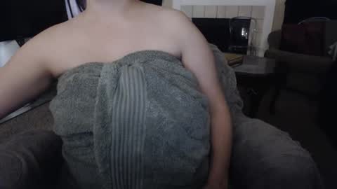 SKYLE   online show from September 2025 06:24:02 PM