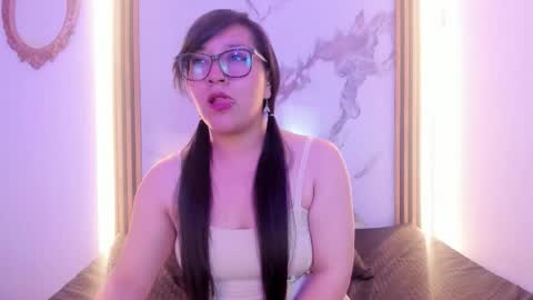 skye_bluee_ online show from September 2025 03:07:02 AM
