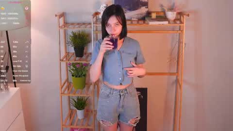 Snapshot of skyemcguire chatting on November 2025 05:39:02 AM Melissa online show from November 2025 05:39:02 AM