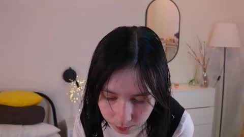 Snapshot of skyemcguire chatting on November 2025 07:40:02 AM Melissa online show from November 2025 07:40:02 AM