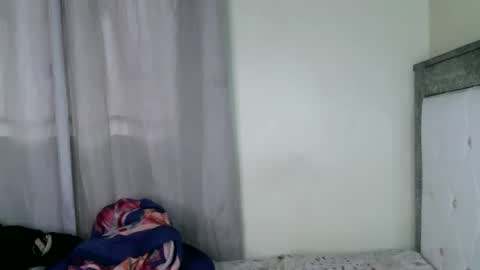 Snapshot of skyqueen0 chatting on October 2025 06:54:01 AM skyqueen0 online show from October 2025 06:54:01 AM