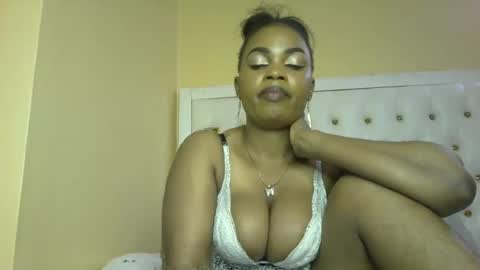 Rose online show from March 2025 10:38:02 PM