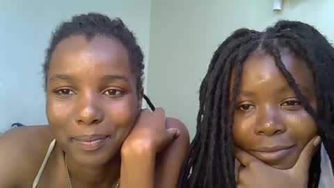 Snapshot of sleciah chatting on December 2025 09:36:02 AM sleciah online show from December 2025 09:36:02 AM