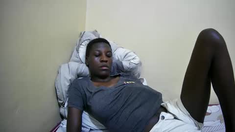 Snapshot of slim_cate chatting on December 2025 12:53:02 PM slim_cate online show from December 2025 12:53:02 PM