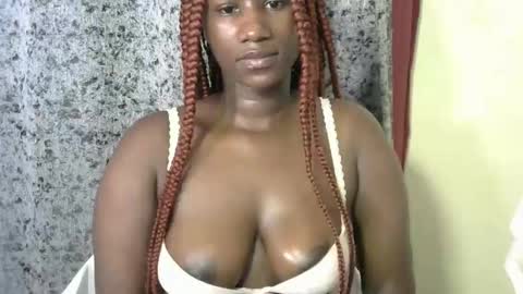 Snapshot of slimandthick1 chatting on October 2025 12:00:02 AM slimandthick1 online show from October 2025 12:00:02 AM