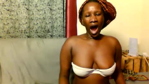 Snapshot of slimandthick1 chatting on November 2025 05:07:01 AM slimandthick1 online show from November 2025 05:07:01 AM