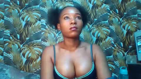 Snapshot of slimy_baiby chatting on September 2025 02:04:02 AM slimy_baiby online show from September 2025 02:04:02 AM