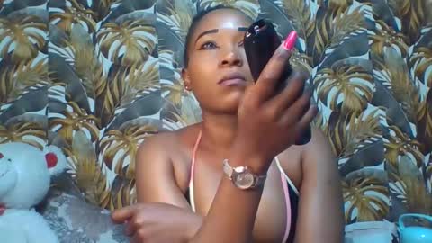 Snapshot of slimy_baiby chatting on September 2025 07:19:02 PM slimy_baiby online show from September 2025 07:19:02 PM