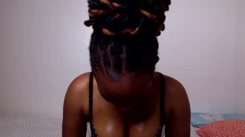 Snapshot of slimy_baiby chatting on December 2025 06:21:01 AM slimy_baiby online show from December 2025 06:21:01 AM