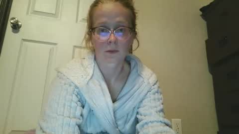 Snapshot of slutty_redhead3 chatting on November 2025 12:57:02 AM Slutty redhead3 online show from November 2025 12:57:02 AM