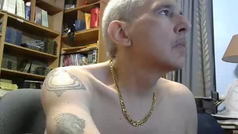 Snapshot of sluttyslave81 chatting on December 2024 05:10:01 AM sluttyslave81 online show from December 2024 05:10:01 AM