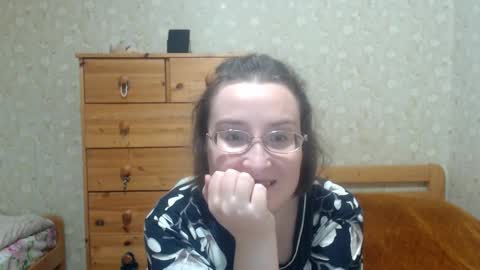 smart_rose online show from October 2025 02:37:01 PM