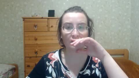 smart_rose online show from October 2025 06:38:02 PM