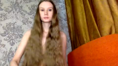 Snapshot of smileyyg chatting on November 2025 10:59:01 AM Noname online show from November 2025 10:59:01 AM