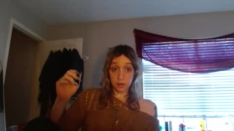 Snapshot of soffpurr chatting on October 2025 08:32:01 PM Lilytea online show from October 2025 08:32:01 PM