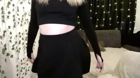 sofia_rosemary online show from January 2025 03:50:01 PM