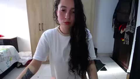 sofiacano43 online show from September 2025 09:15:01 PM