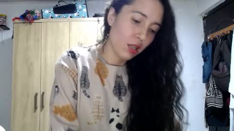 sofiacano43 online show from September 2025 01:17:01 AM