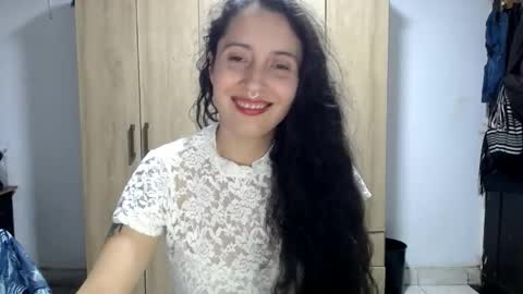 sofiacano43 online show from September 2025 11:29:02 PM